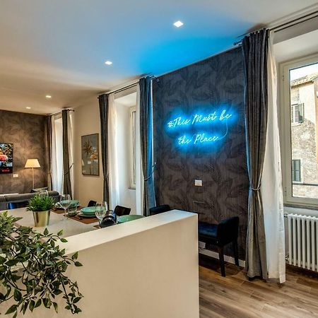 Lovely Rome Apartments - Historic City Center ภายนอก รูปภาพ