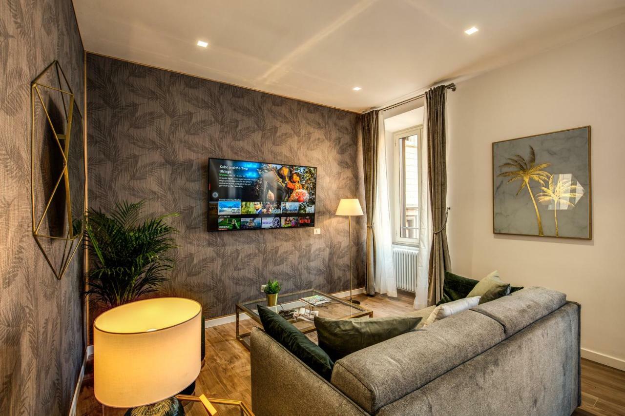 Lovely Rome Apartments - Historic City Center ภายนอก รูปภาพ